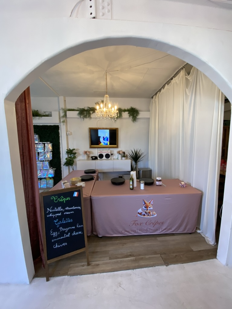 Live French Crêpes Catering Chef Station Austin TX